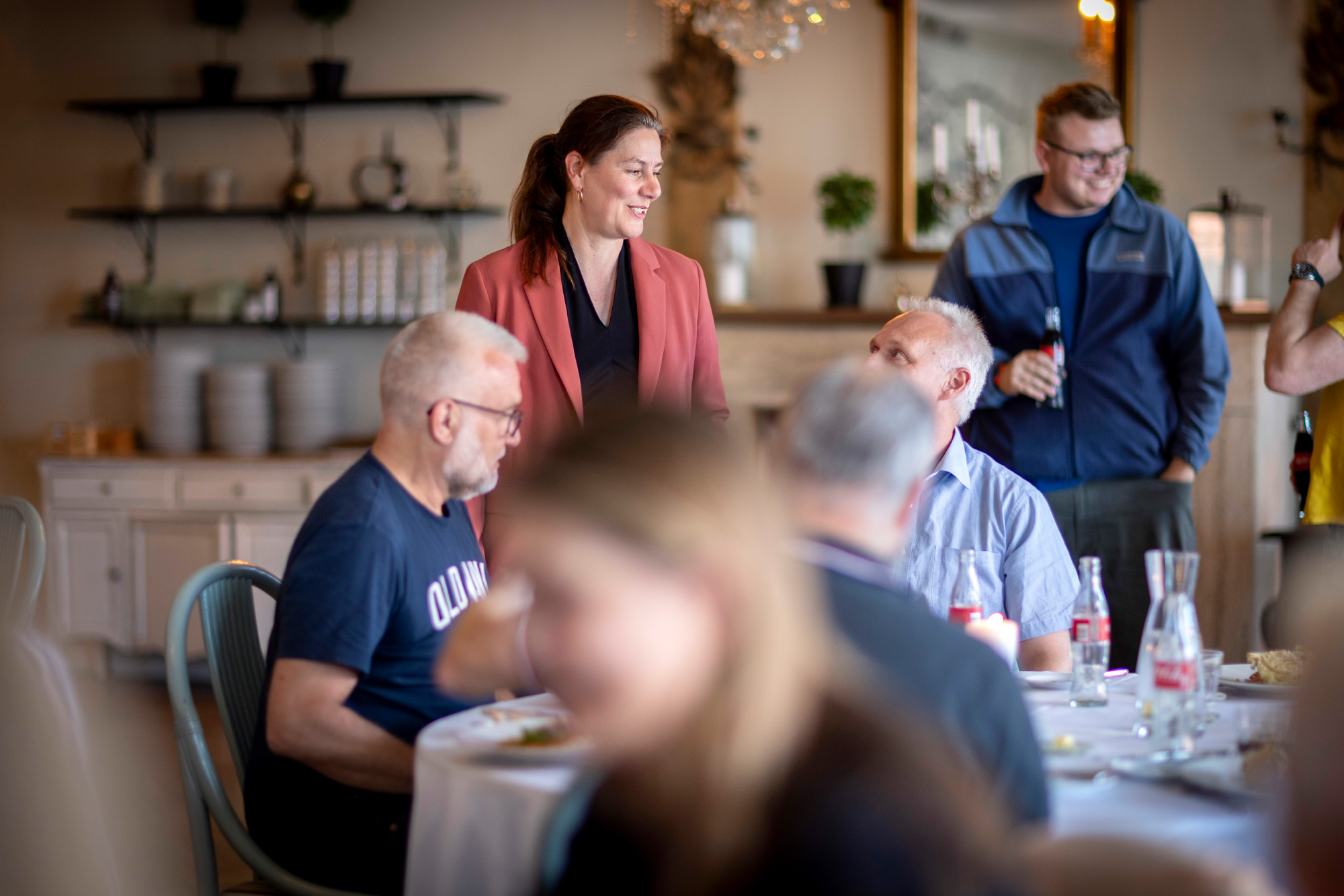 Medarbejdere Til Frokost